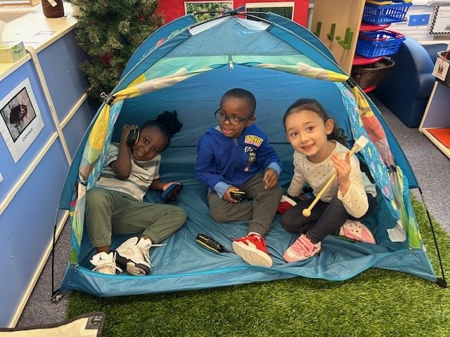 Exploring Nature at Merrick Head Start