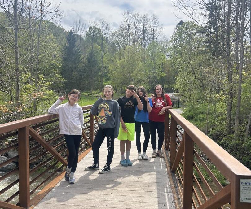Bright Futures Discovers the Work Behind the Beauty of Our Parks